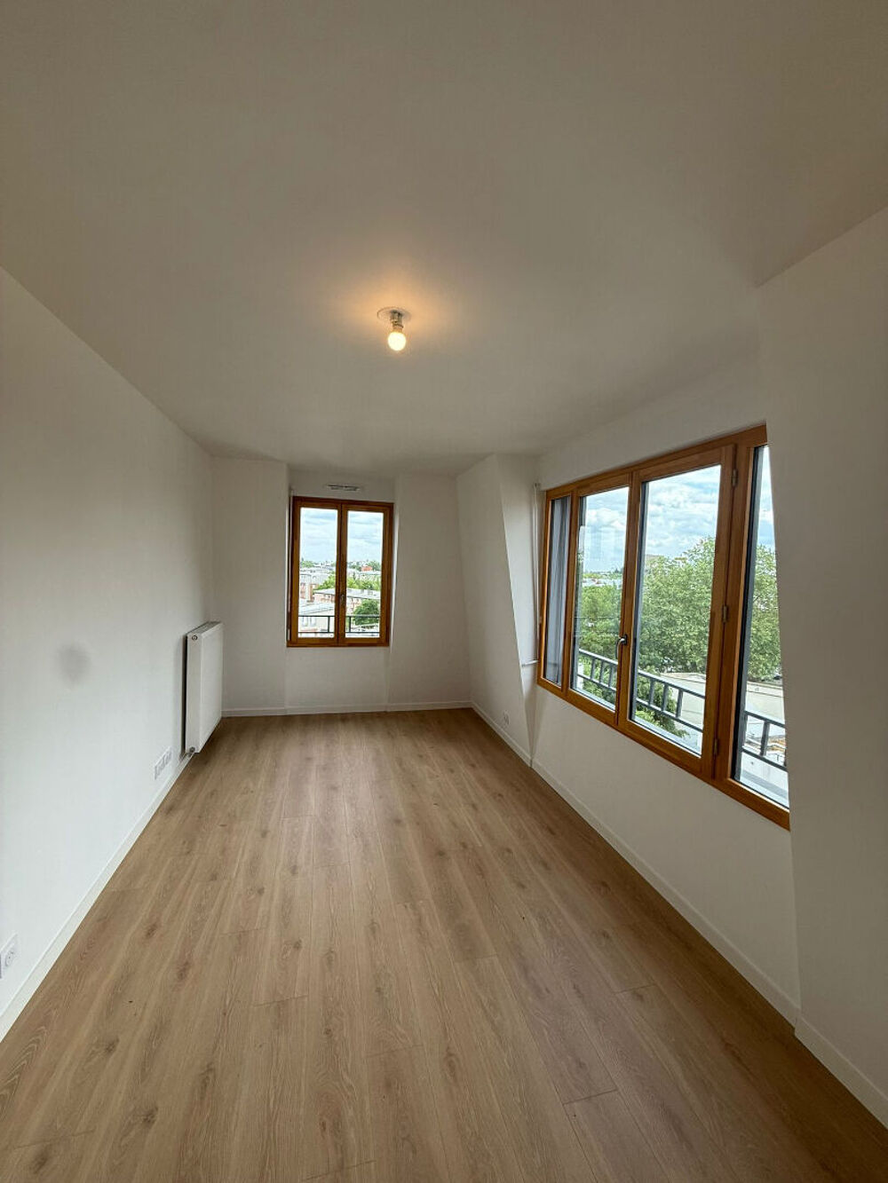 Vente Appartement A VISITER ! BEAU 3 PIÈCES - DERNIER ÉTAGE - PARKING Clamart