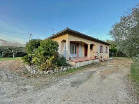   Maison T4 de 118m� avec garage et jardin � L'Isle-Jourdain Maison - 4 pi�ce(s) - 118 m�