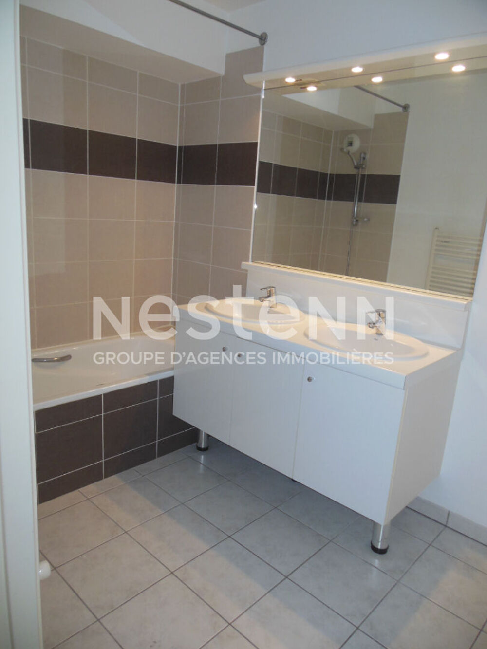 Location Appartement Toulouse 31200 Canal du Midi Agréable /Ponts jumeaux Agréable T3 de 68.98m² terrasse de 25.47m² 1 place de parking sous sol Toulouse