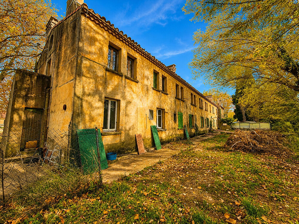 à vendre  Villa Arles (13200)