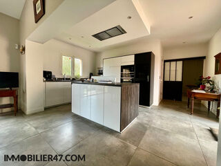  Maison � vendre 8 pi�ces 202 m�