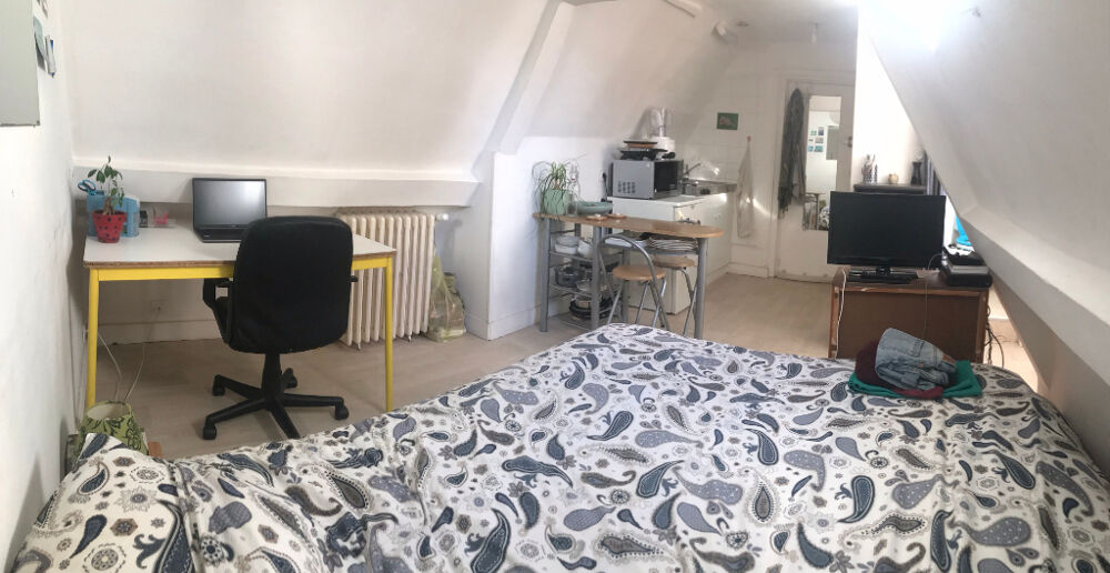 Location Appartement CAEN : appartement F1 (11 m²) en location - 17 place st sauveur meublé Caen