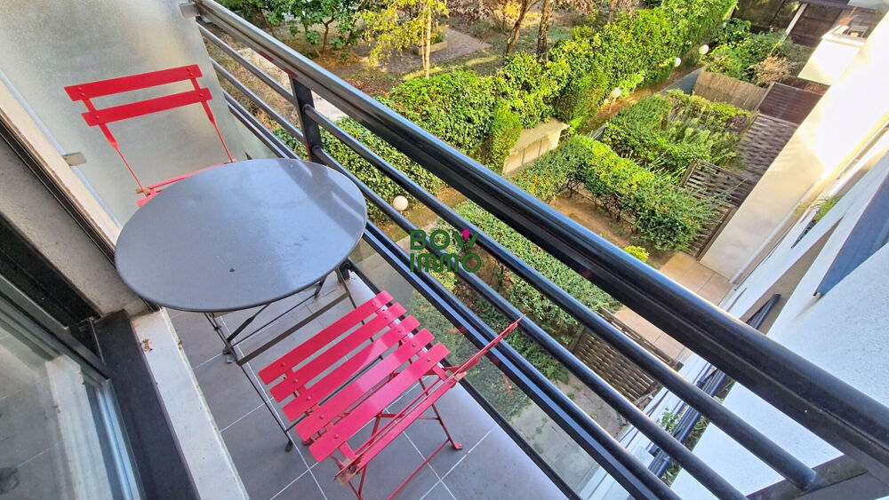 Location Appartement Studio avec balcon, cave et parking à louer meublé -75020 Paris Paris 20