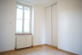  Appartement à louer 3 pièces 49 m²
