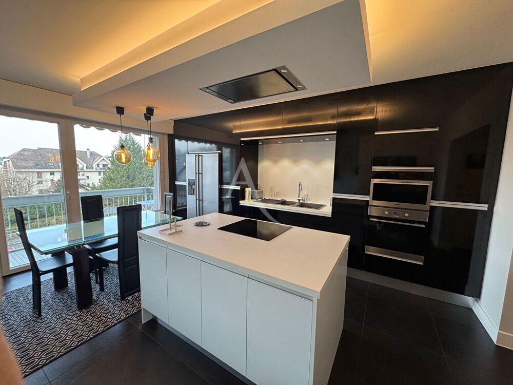 Location Appartement Appartement Annecy 4 pièce(s) 96 m2 Annecy