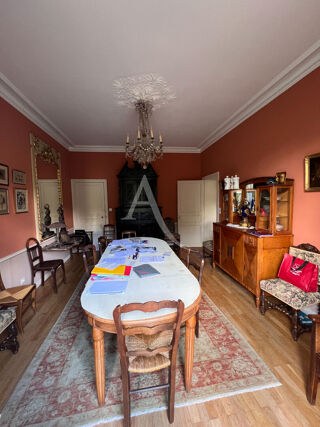  Maison � vendre 12 pi�ces 246 m�