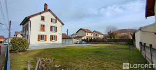  Immeuble à vendre 8 pièces 175 m²