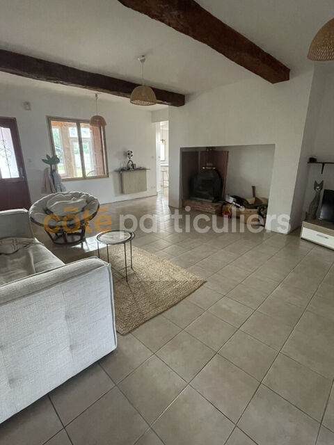   Maison familiale Maison - 6 pi�ce(s) - 196 m�