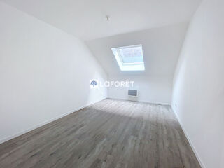  Appartement à louer 3 pièces 61 m²