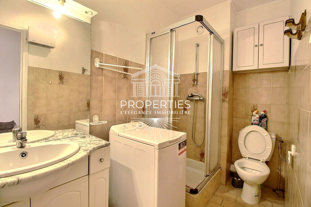 LA LONDE - CENTRE VILLE - STUDIO EN REZ-DE-JARDIN - 23M² - PARKING PRIVATIF