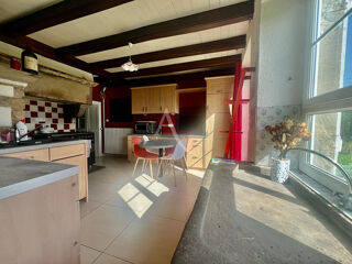  Maison � vendre 9 pi�ces 218 m�
