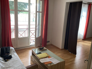  Appartement à louer 1 pièce 45 m²