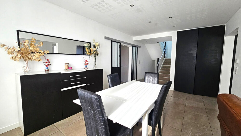 Grande maison familiale rénovée, coeur de ville