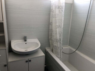  Appartement à louer 2 pièces 56 m²