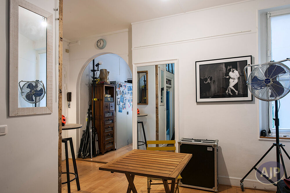 Vente Appartement Rez-de-cour - Studio comme un deux pièces Paris 16