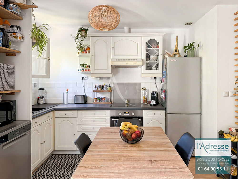 Vente Appartement APPARTEMENT 3P EN DUPLEX 70m² AU SOL A FORGES LES BAINS EN PARFAIT ETAT Forges les bains