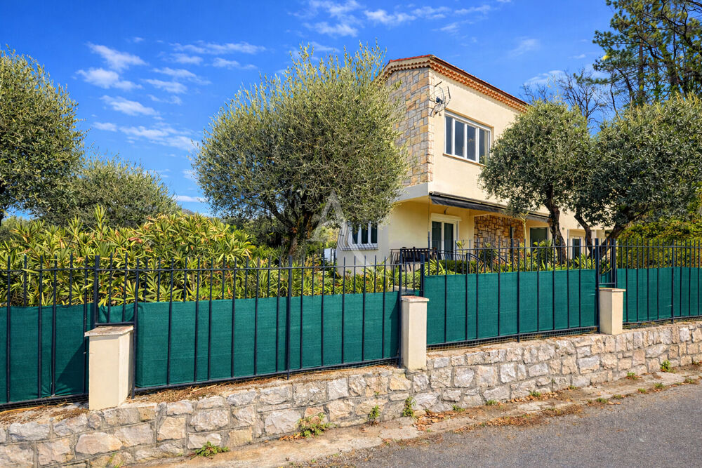 � vendre  Maison Colomars (06670)