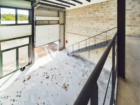 Local d'activit&eacute; Mesigny 150 m2 348400 74330 Mesigny