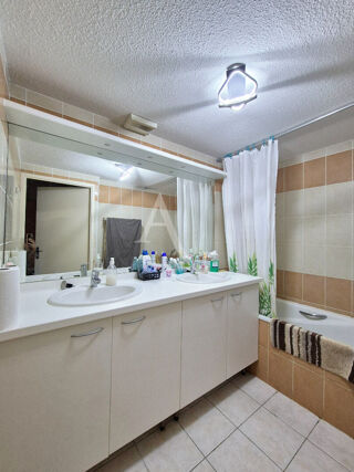  Appartement � vendre 3 pi�ces 73 m�