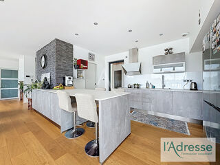  Maison � vendre 7 pi�ces 240 m�