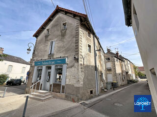  Immeuble à vendre 14 pièces 267 m²