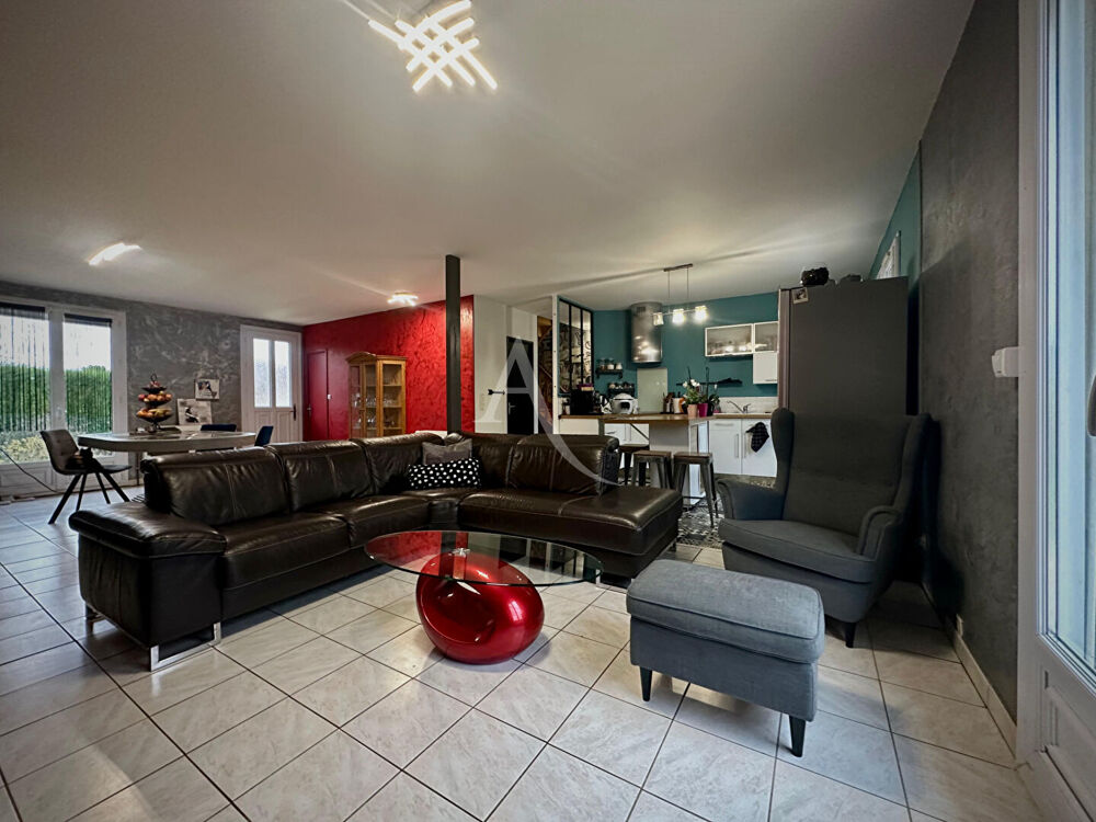 Vente Maison Maison Bailleau L'Eveque 6 pi�ces 122m� avec piscine ext�rieure Bailleau l eveque