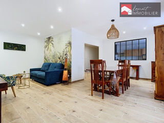  Appartement à louer 3 pièces 108 m²