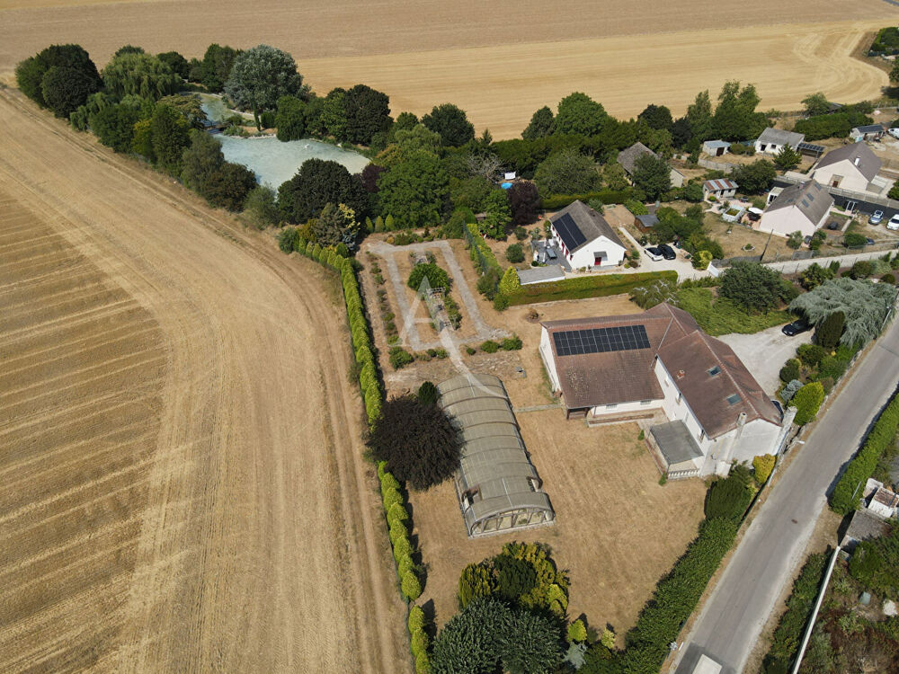 PROPRIETE UNIQUE - proche de Dourdan 7 pièce(s) 188.53 m2