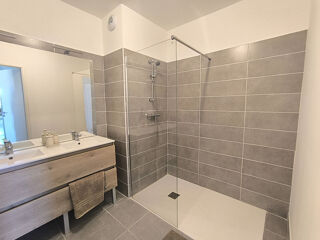 Vente Appartement Appart Sarrians 3 pièces 65 m²  climatisé + terrasse et 2 parkings Sarrians