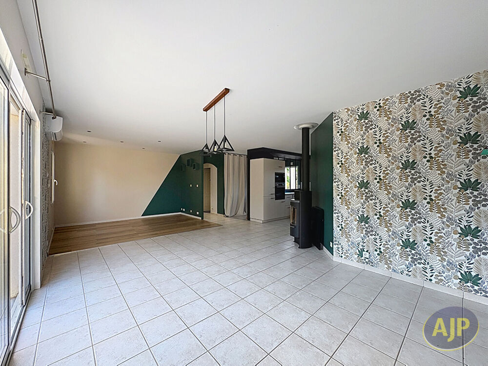 Vente Maison CORPE - Maison de plain-pied - Au calme - Piscine Corpe