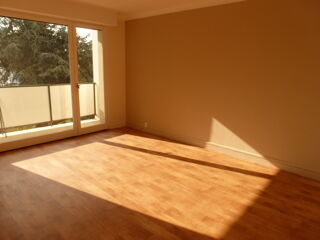  Appartement à louer 2 pièces 45 m²