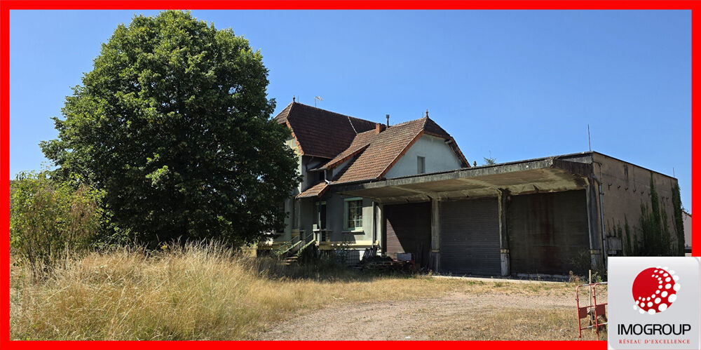 Maison LAPALISSE 7 pièce(s) 200 m2