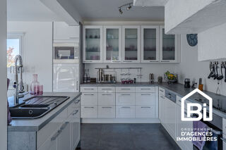  Maison � vendre 7 pi�ces 222 m�