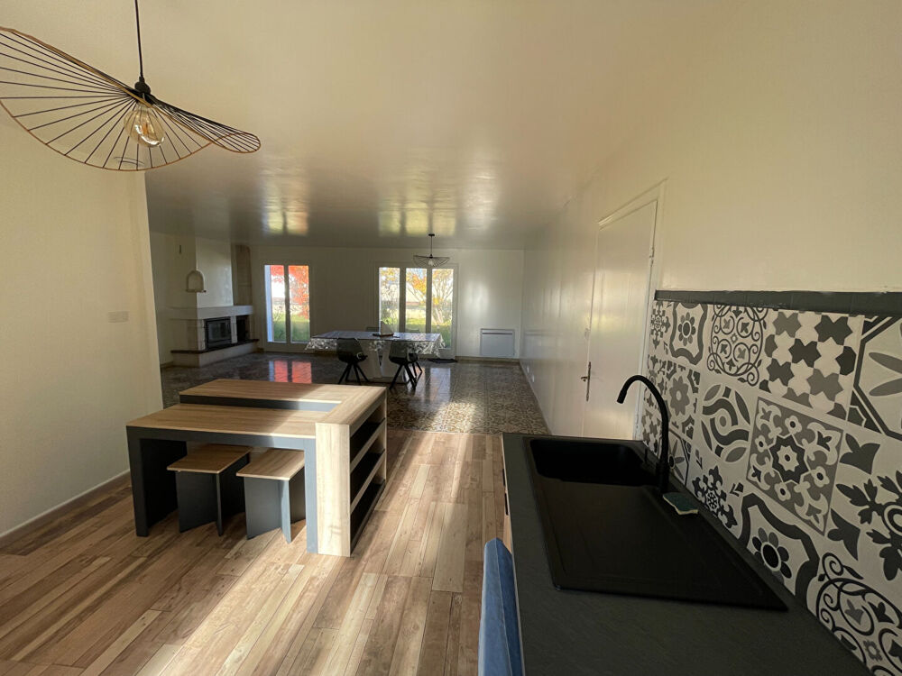 Vente Maison Maison Romegoux 4 pièce(s) 112 m2 Romegoux