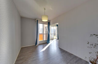  Appartement � vendre 5 pi�ces 87 m�