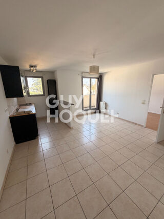  Appartement à louer 2 pièces 42 m²