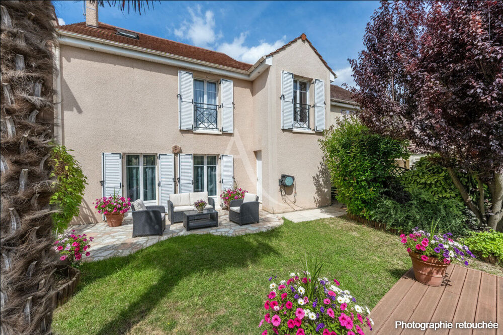EXCLUSIVITE coeur de ville de Vauréal 7 pièce(s) habitables (130m² loi carrez)