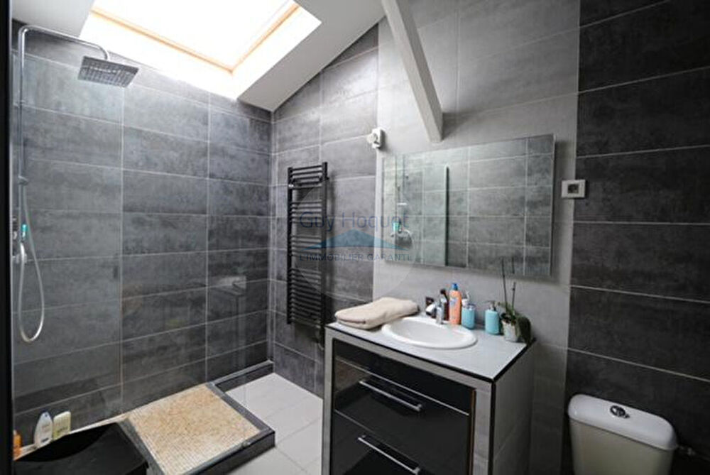 Location Maison Maison T3 meublée Bordeaux Bordeaux