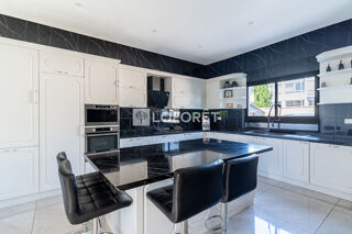  Maison à vendre 8 pièces 204 m²