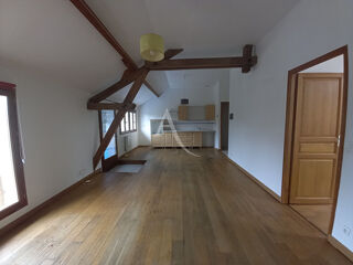  Appartement à louer 3 pièces 53 m²