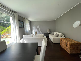  Appartement à louer 2 pièces 55 m²