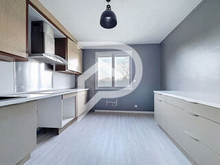  Immeuble � vendre 8 pi�ces 