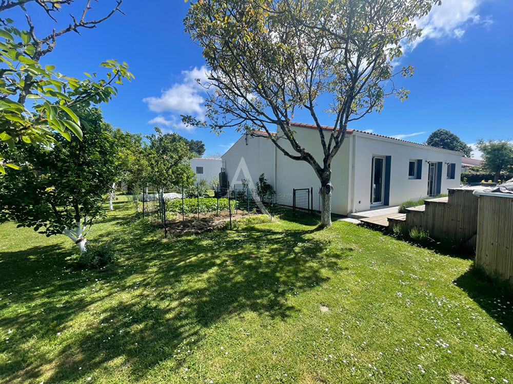 Maison Saint Vincent Sur Jard 5 pièce(s) 155 m2