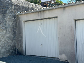  Parking / Garage à louer 1 pièce 15 m² Tonnay charente
