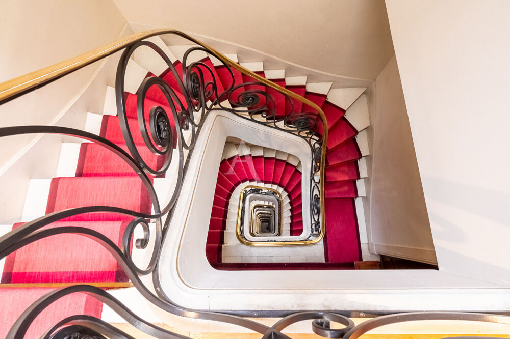 Appartement 5 pièces 91 m² · à Paris 15 · 91 m² · 1 200 000 €
