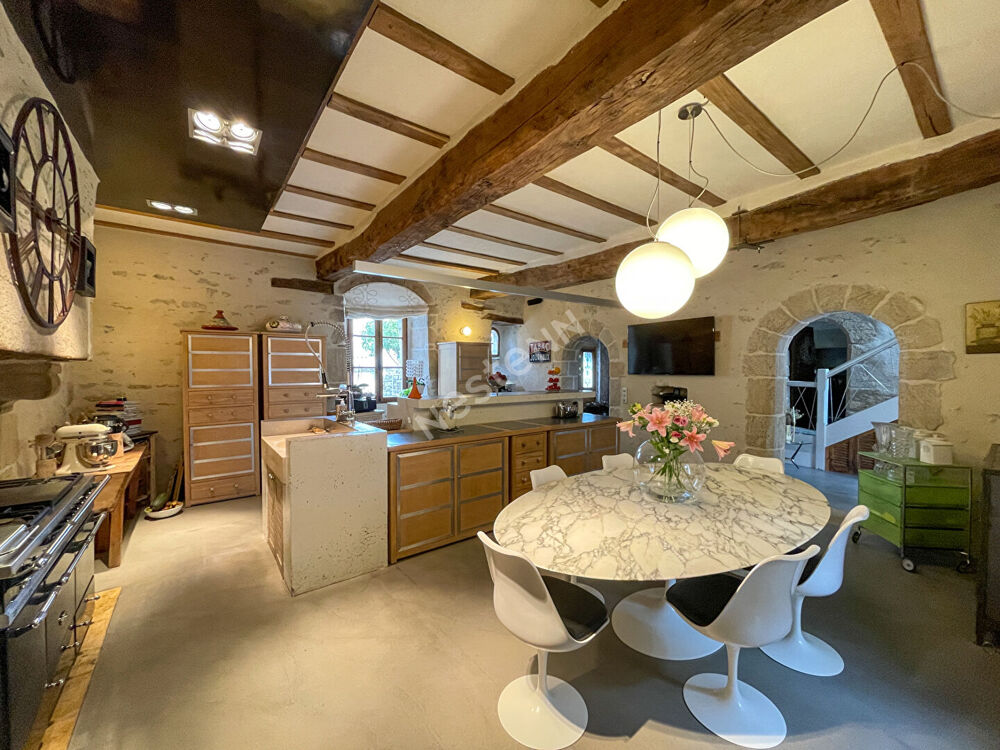 Maison 10 pièces 290 m² · à Ambon · 290 m² · 785 000 €