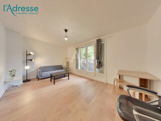  Appartement à louer 4 pièces 75 m²