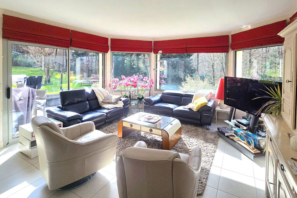 Vente Maison SAINT GATIEN DES BOIS - VILLA 8 pièces dans un domaine privé Saint gatien des bois
