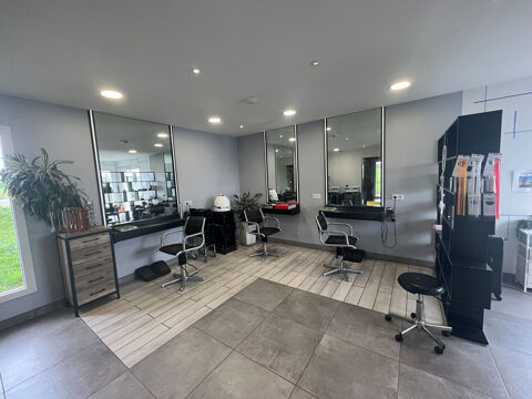 Vente de fonds de commerce Salon de coiffure à Montbozon 28000 70230 Montbozon