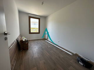  Appartement à louer 3 pièces 61 m²
